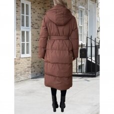 Vidutinio ilgio paltas su gobtuvu