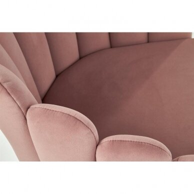 Rožinė aksominė kėdė 2